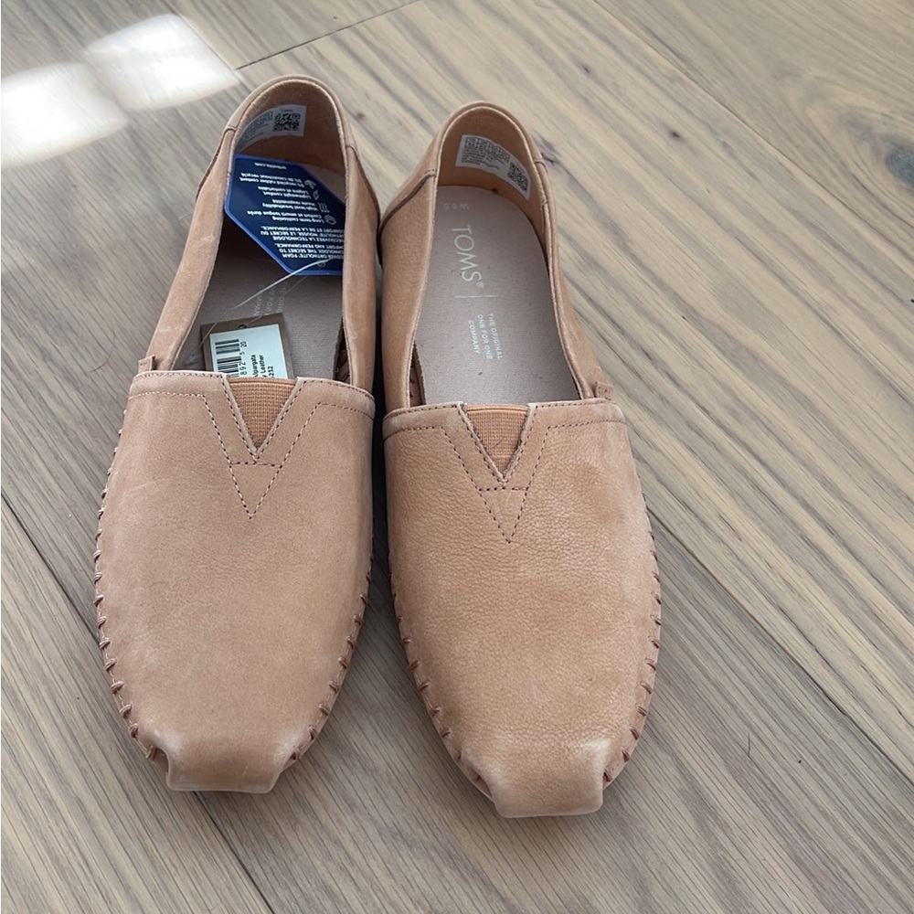Toms faux leather flats